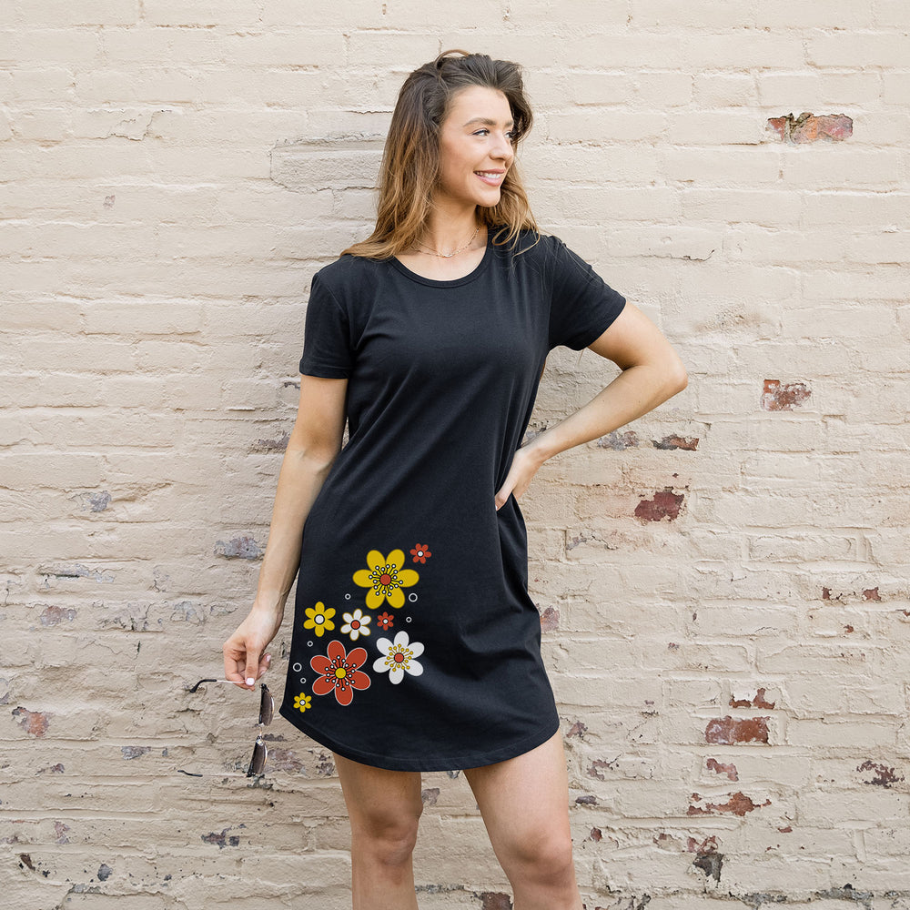 70s Flowers - Women's Short Sleeve Dress