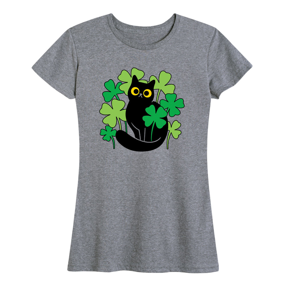Black Cat In Clover Patch - Women's Short Sleeve T-Shirt